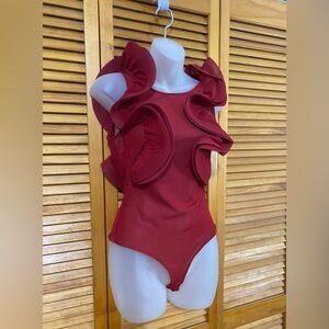 Fancy bodysuit with ruffles by Discovery